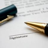 Handtekening onder arbeidscontract 